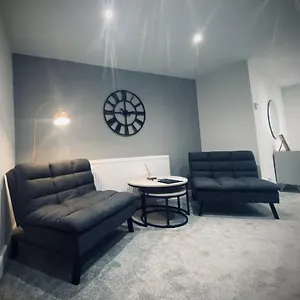 Seaview Luxury Apartment